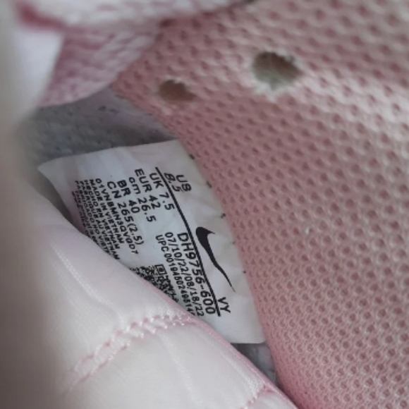 Triple Pink low dunks womens Size US 8.5 - Picture 10 of 11